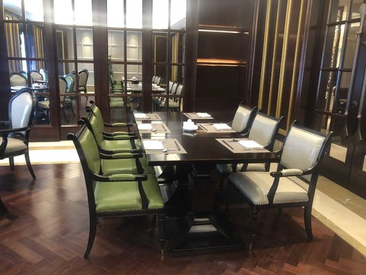 5-gwiazdkowy Hotel International Hotel Niestandardowy zestaw stołów Odporny na zużycie Wodoodporny niestandardowy zestaw sof