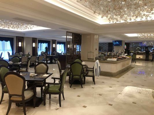 5-gwiazdkowy Hotel International Hotel Niestandardowy zestaw stołów Odporny na zużycie Wodoodporny niestandardowy zestaw sof