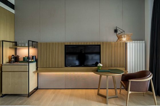 Odporny na zużycie Resort Style Apartament Meble Set Niestandardowa Sofa I Krzesła