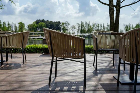 Odporny na zużycie Resort Style Apartament Meble Set Niestandardowa Sofa I Krzesła