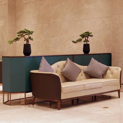 Sofa i krzesło z precyzyjnej tkaniny