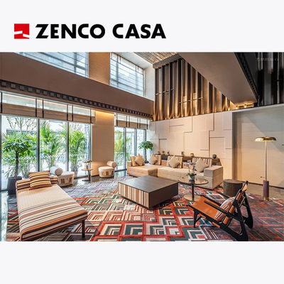 Zestawy mebli hotelowych, w tym krzesła, ławki, stoły kawowe, sofy